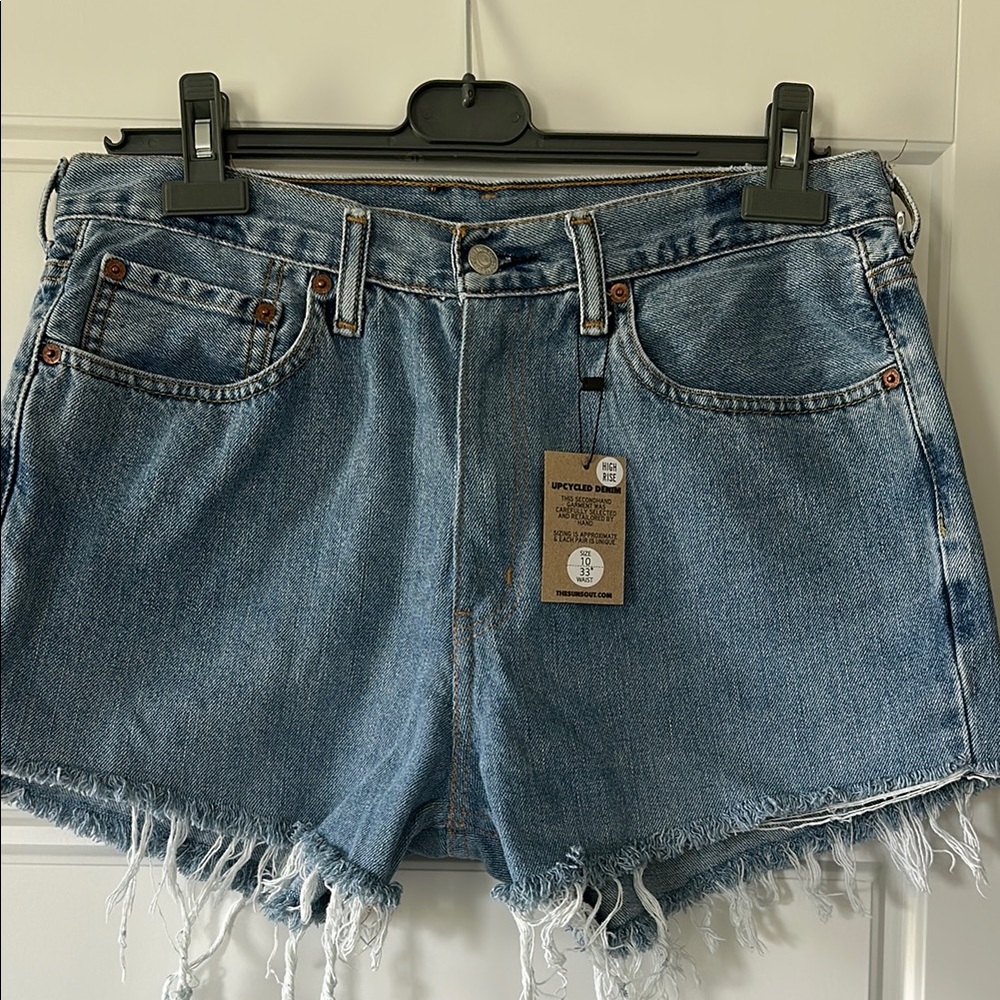 Levi shorts